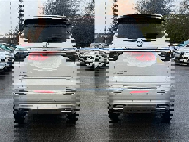 Used 2023 Buick Enclave Premium w/ Experience Buick Package image 4