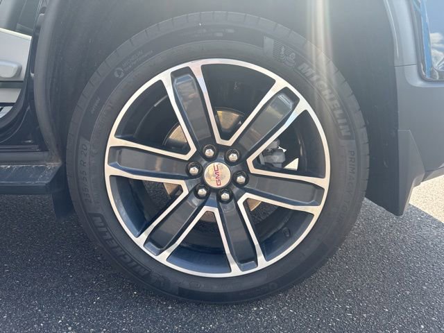 Used 2022 GMC Acadia SLT w/ Technology Package AWD/4WD image 27