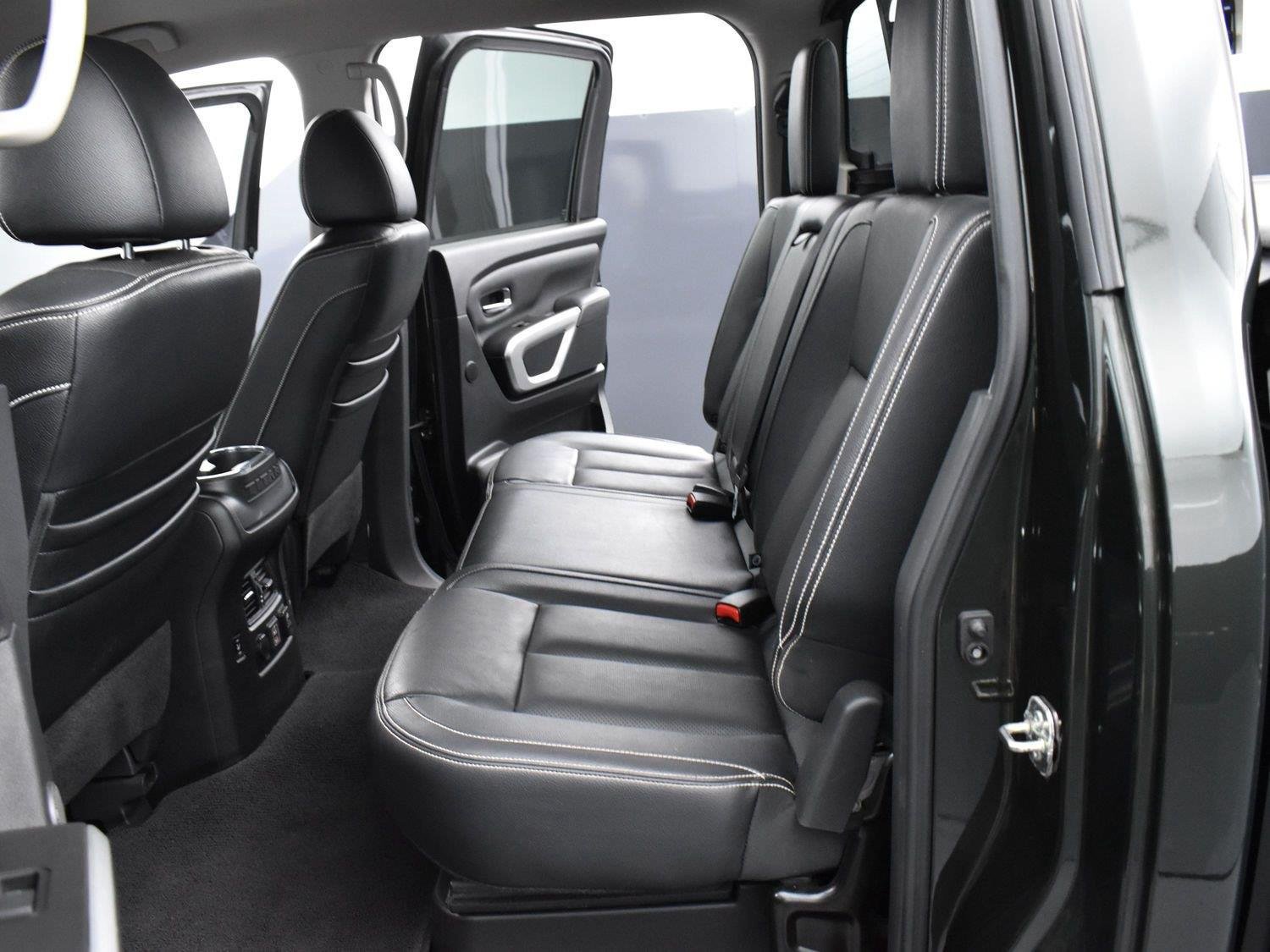 Used 2019 Nissan Titan PRO-4X w/ Pro-4x Convenience Package AWD/4WD image 28