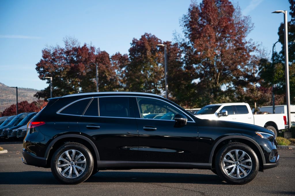 New 2026 Mercedes-Benz GLC 300 4MATIC image 5