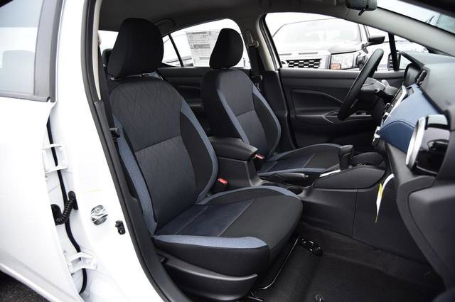 New 2025 Nissan Versa SV w/ Trunk Package FWD image 19