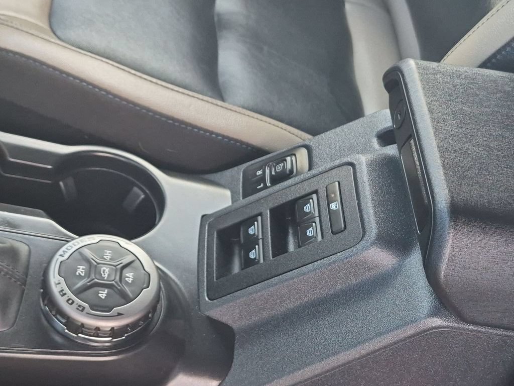 Used 2023 Ford Bronco Wildtrak AWD/4WD image 10