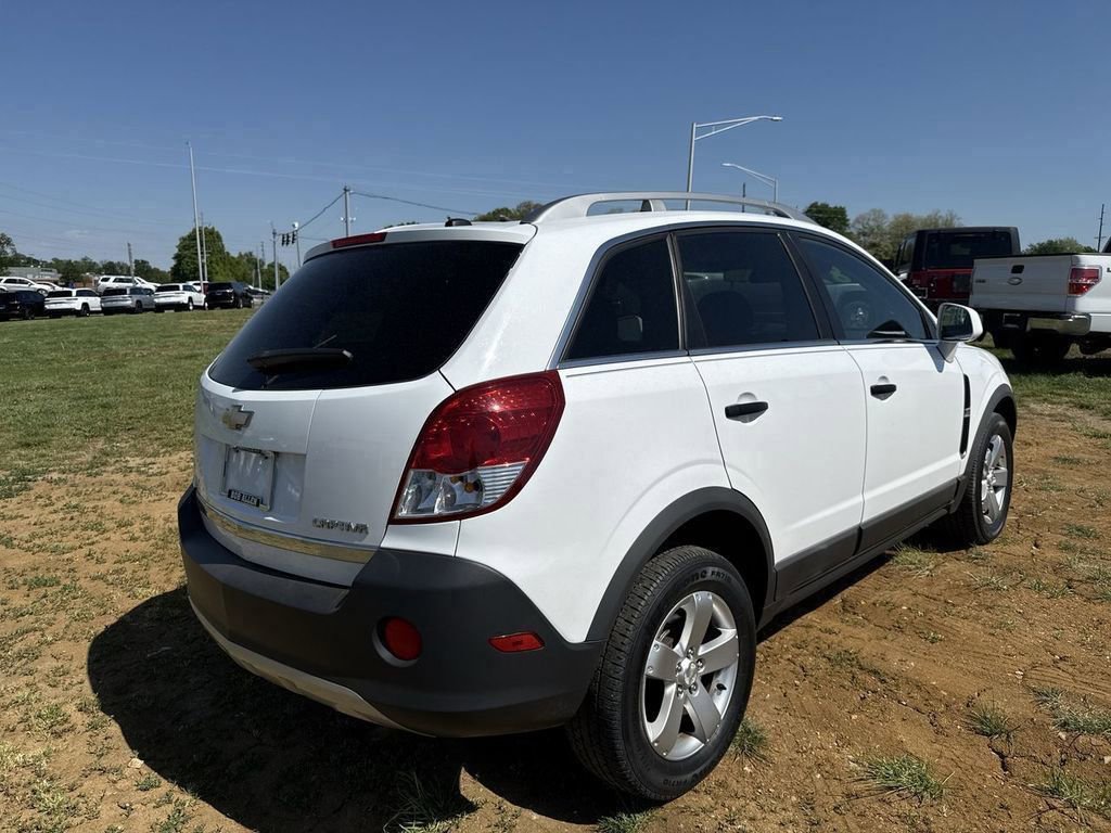 Used 2012 Chevrolet Captiva Sport LS FWD image 13