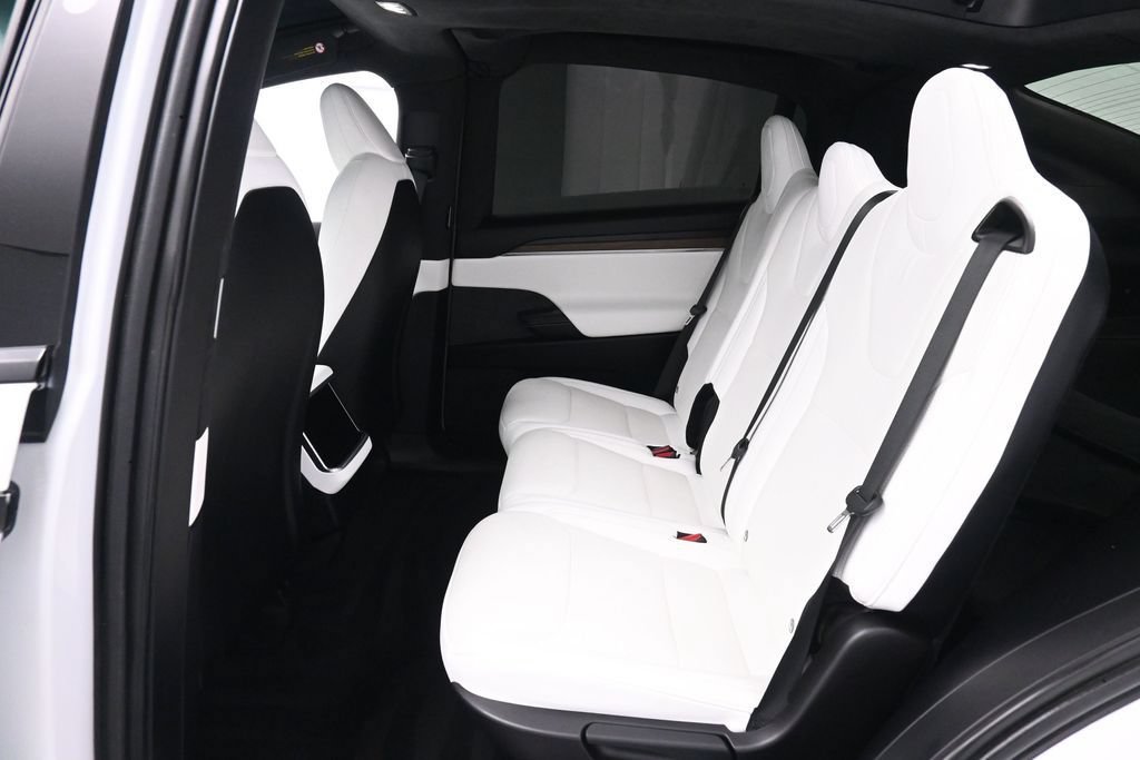 Used 2022 Tesla Model X AWD/4WD image 14