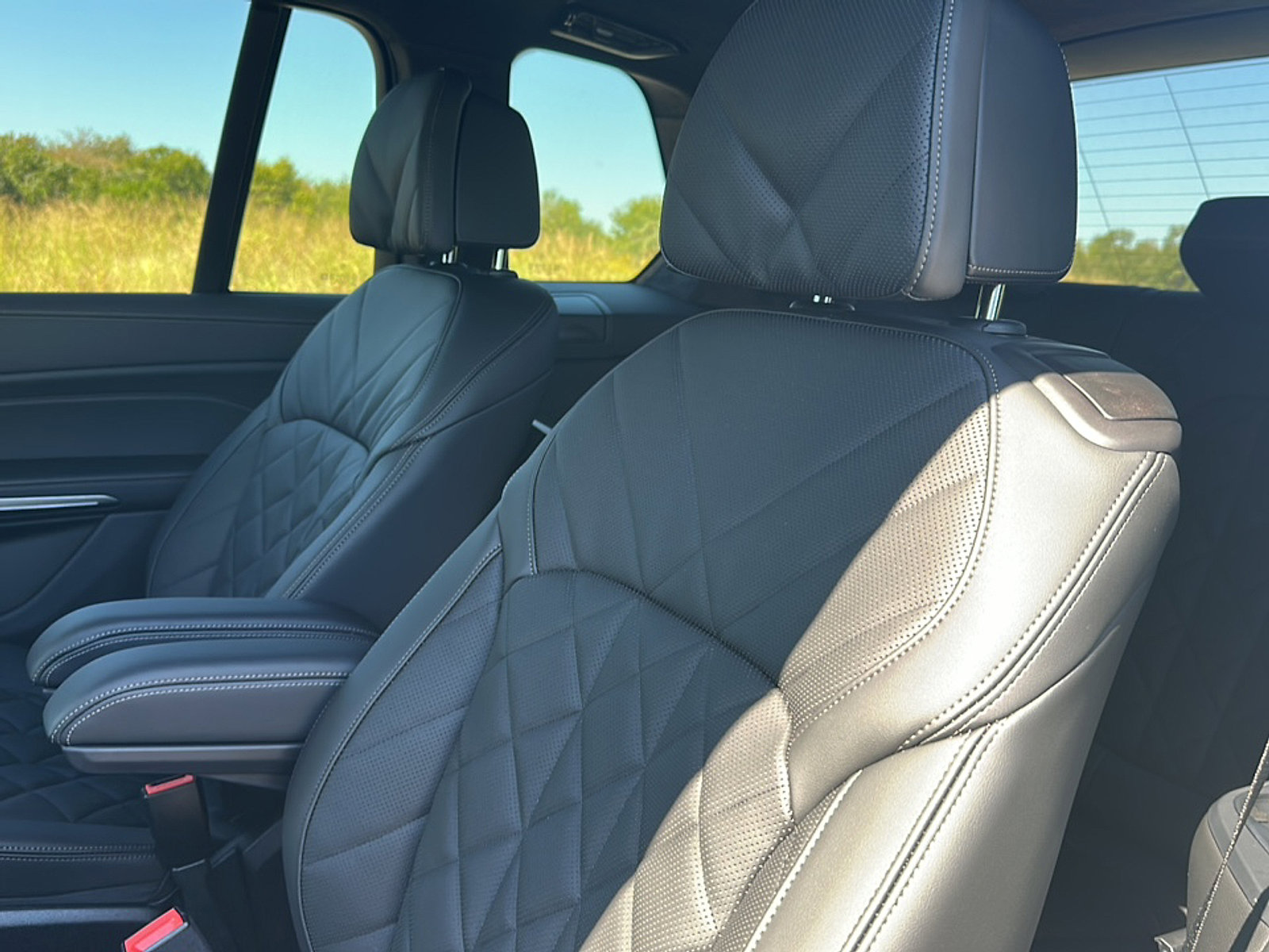 New 2026 BMW X7 xDrive40i w/ M Sport Package image 16