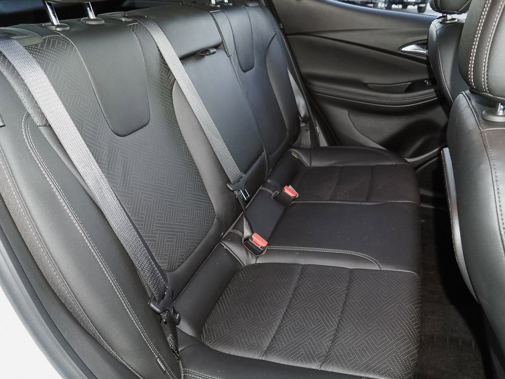 Certified 2022 Buick Encore GX Essence w/ Experience Buick Package image 25