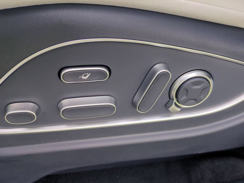 New 2027 Hyundai Palisade Calligraphy FWD image 24