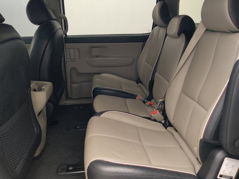 Used 2019 Kia Sedona EX FWD image 18