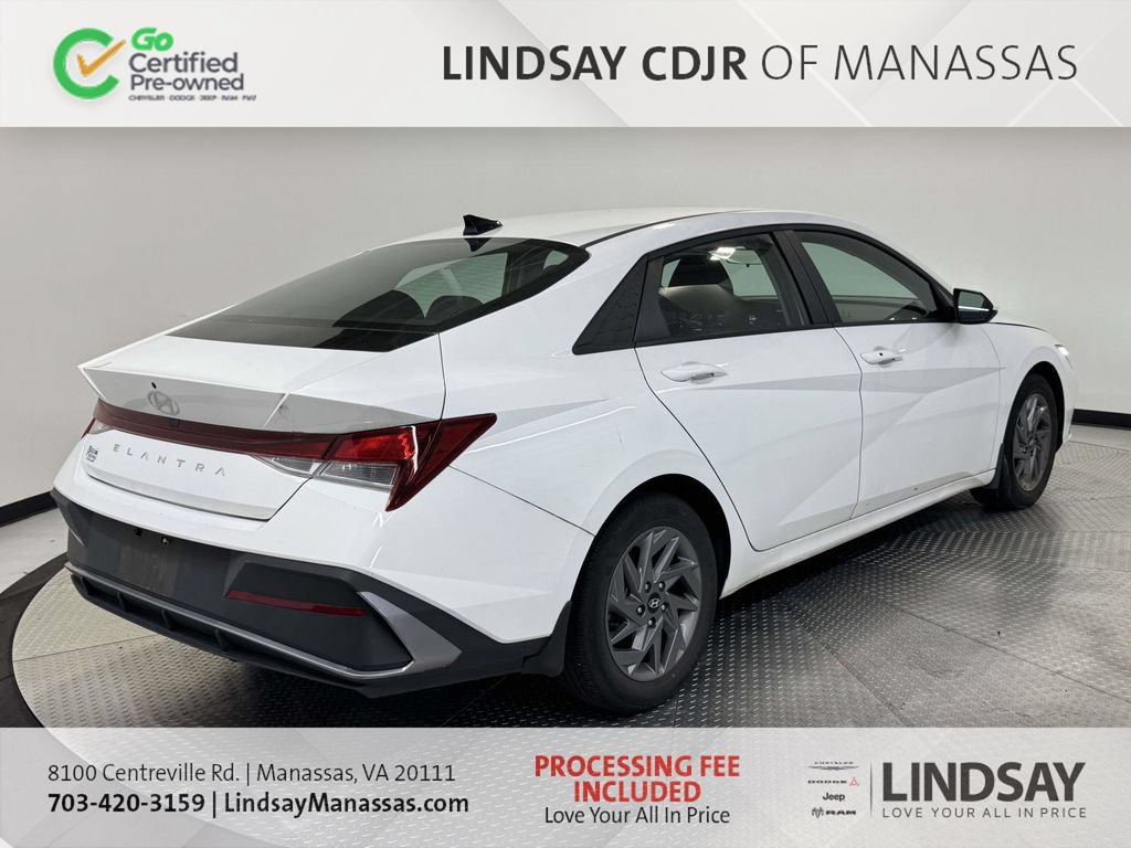 Used 2024 Hyundai Elantra SEL FWD image 8