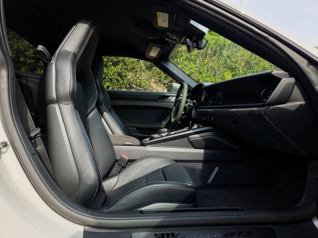 Used 2022 Porsche 911 Targa 4 GTS image 32