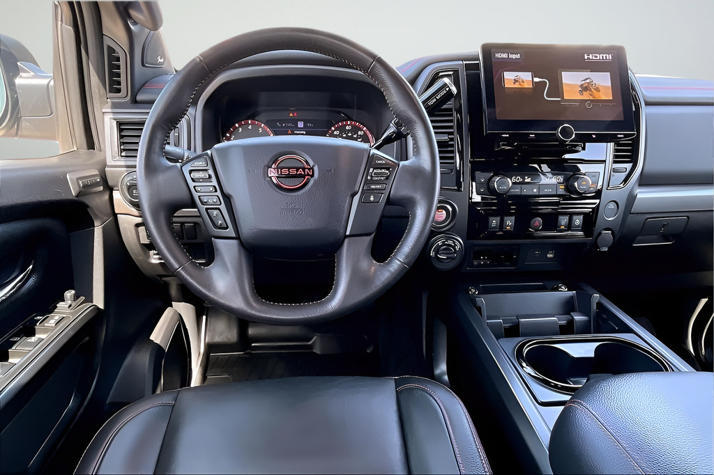 Used 2024 Nissan Titan PRO-4X w/ Pro-4x Convenience Package AWD/4WD image 8