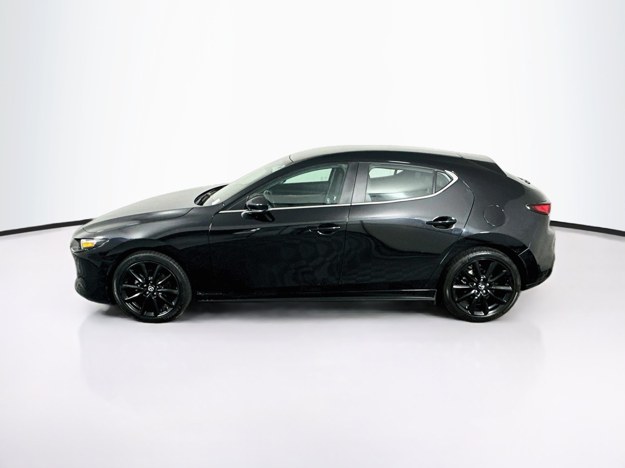 Used 2024 MAZDA MAZDA3 s FWD image 4