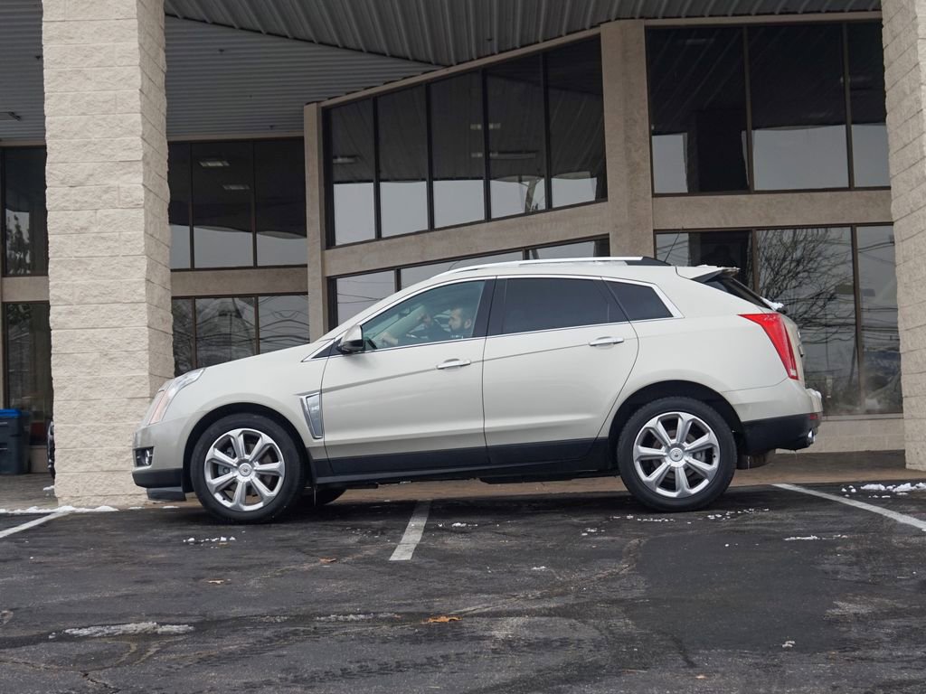 Used 2016 Cadillac SRX Performance w/ Driver Awareness Package image 8