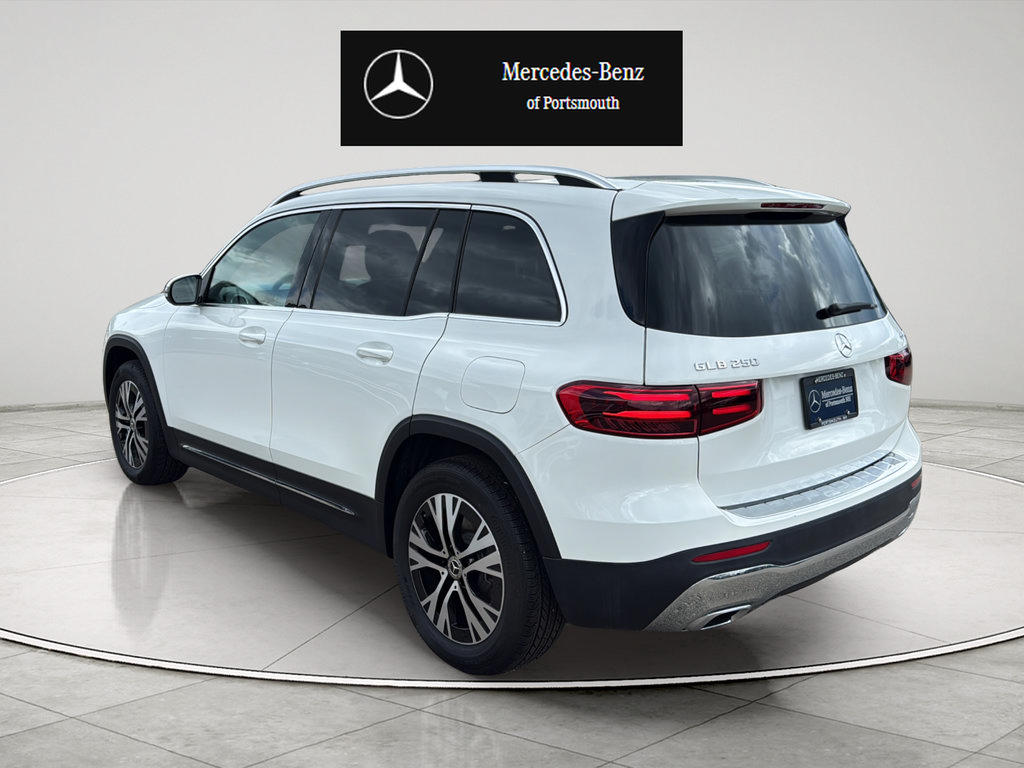 Certified 2026 Mercedes-Benz GLB 250 4MATIC image 3