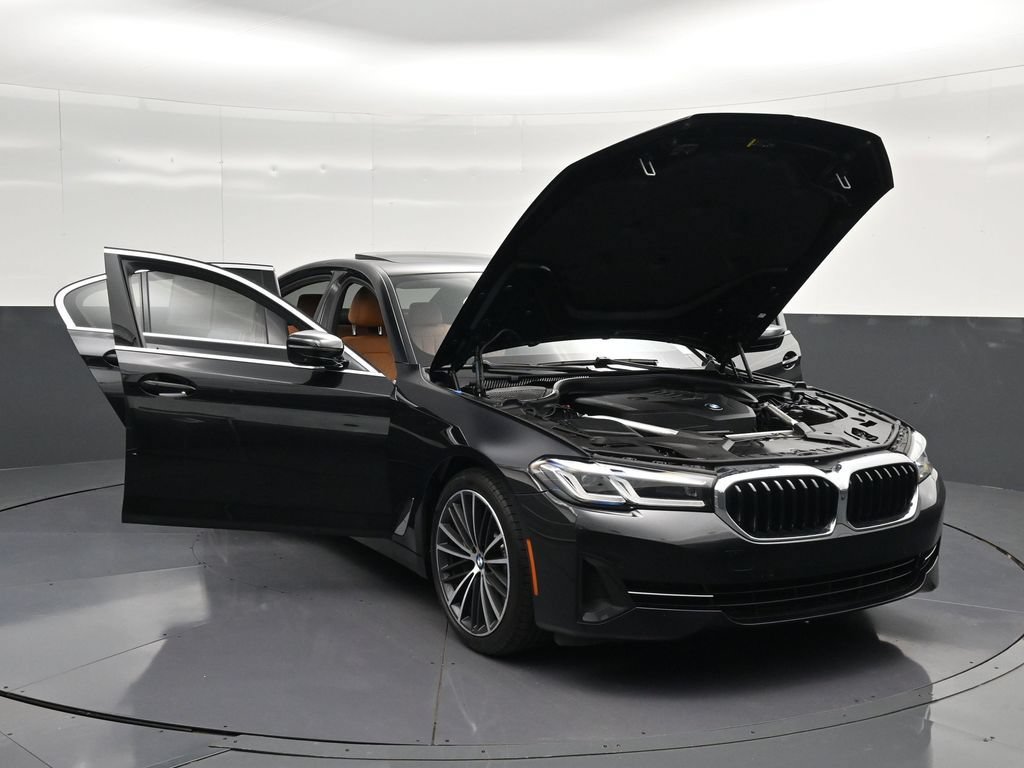 Used 2021 BMW 530i w/ Premium Package RWD image 37
