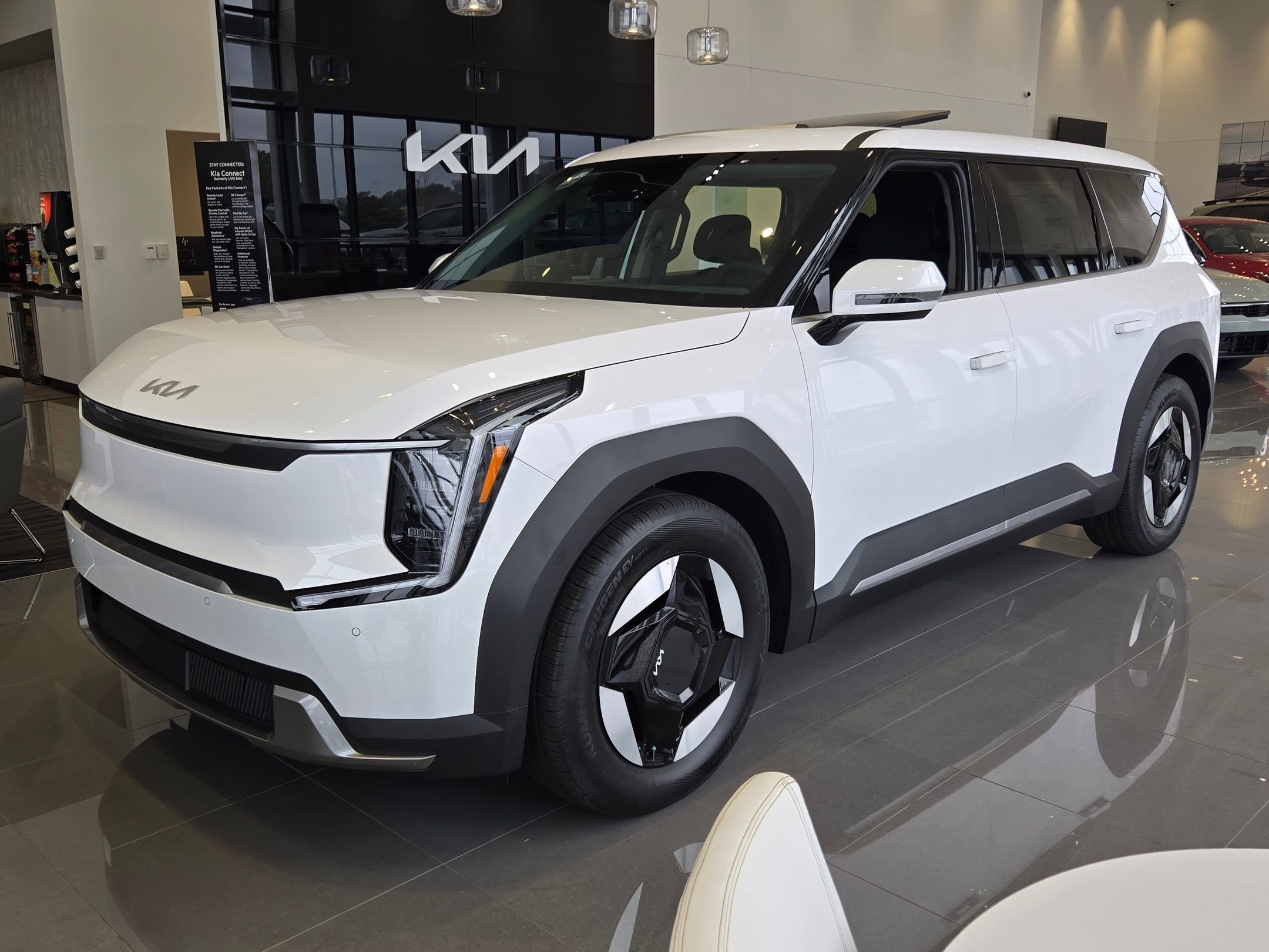 New 2026 Kia EV9 Light RWD image 3