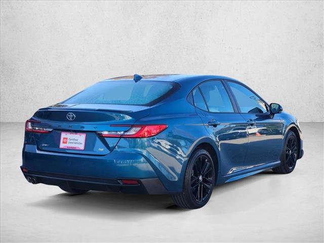 Used 2025 Toyota Camry SE image 5