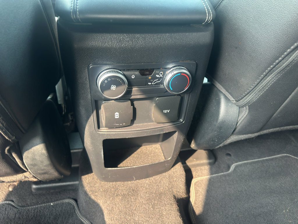 Used 2021 Ford Explorer XLT w/ Equipment Group 202A image 11