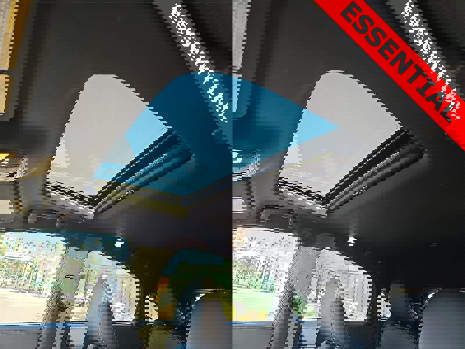 Used 2022 INFINITI QX55 Essential w/ Proassist Package image 28