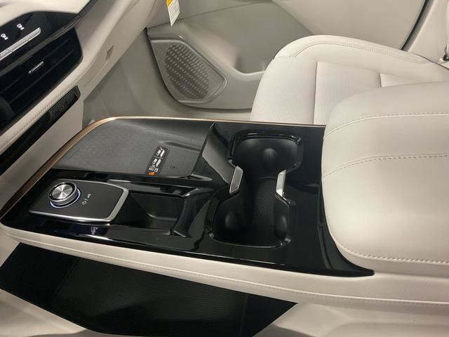 New 2026 Buick Enclave Avenir w/ Super Cruise Package FWD image 26