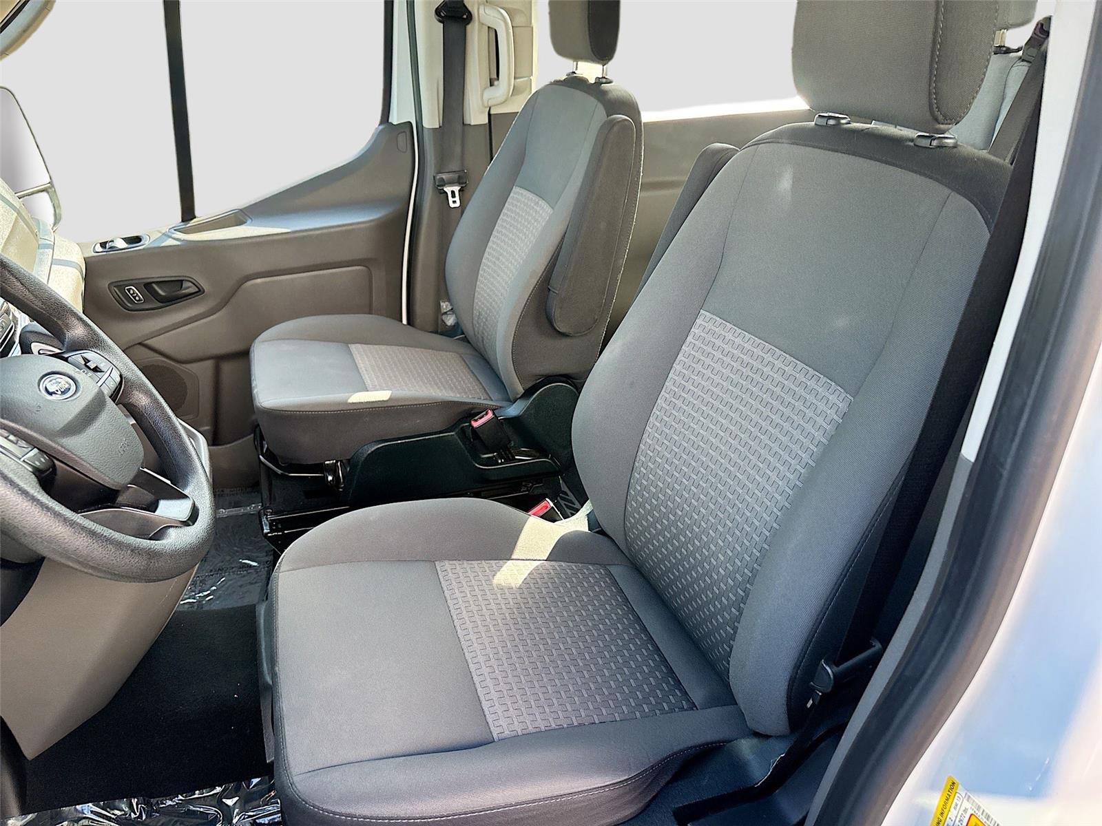 Used 2023 Ford Transit 350 XLT RWD image 23