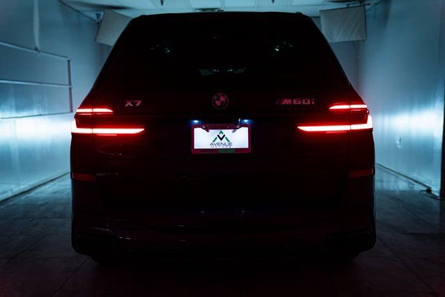 Used 2026 BMW X7 M60i image 11