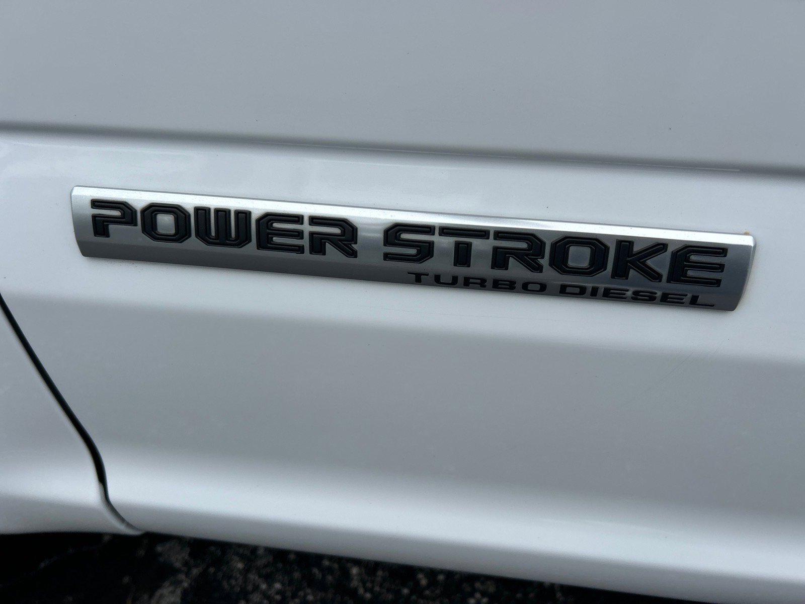 Used 2018 Ford F150 Lariat w/ Equipment Group 502A Luxury AWD/4WD image 5