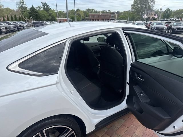 Used 2024 Honda Accord Sport image 29