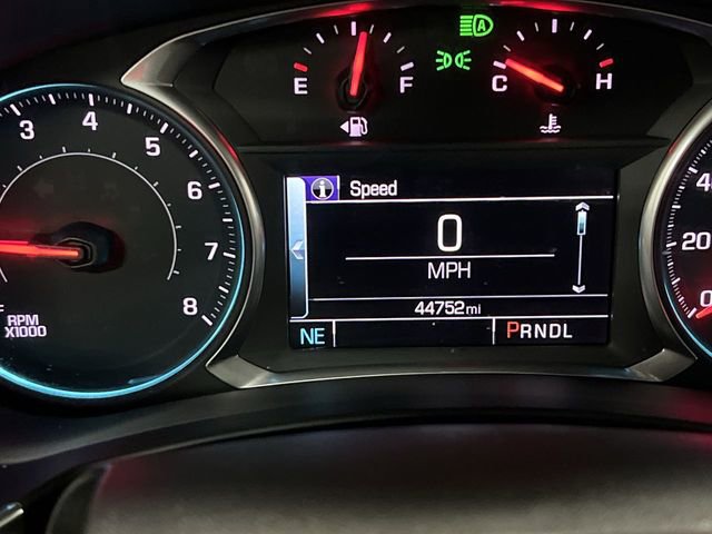 Used 2018 Chevrolet Equinox Premier image 12