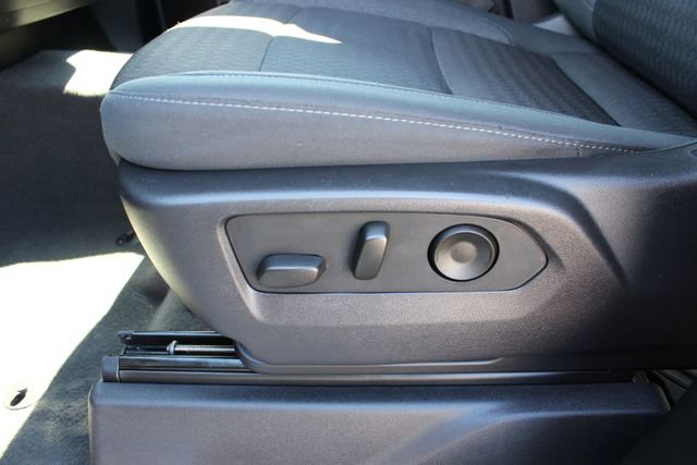 Used 2024 Chevrolet Silverado 1500 LT image 29