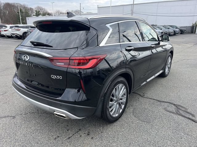 Certified 2023 INFINITI QX50 Luxe AWD/4WD image 3