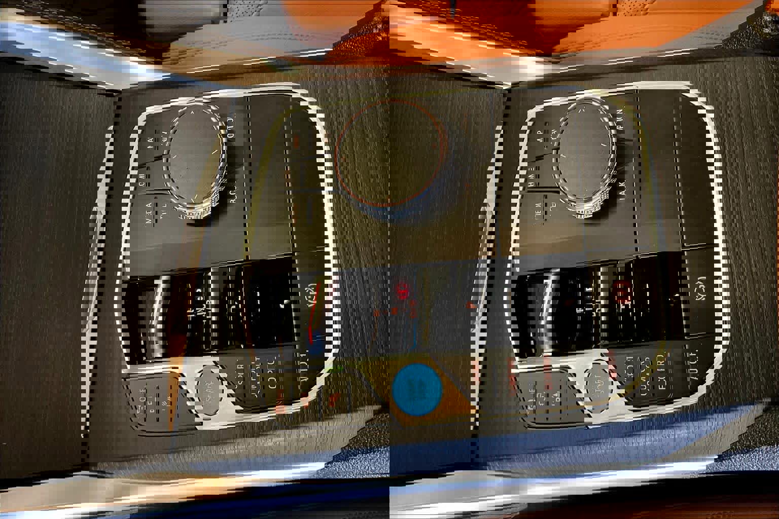 Certified 2025 BMW i4 xDrive40i w/ M Sport Package image 15