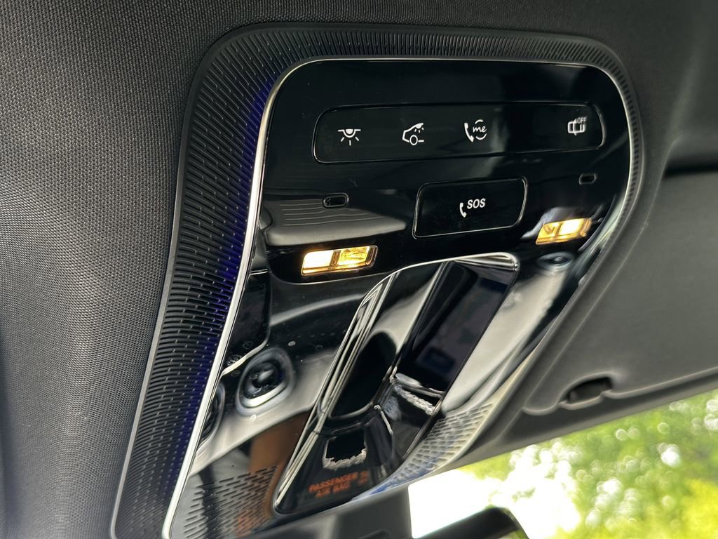 Certified 2025 Mercedes-Benz GLC 300 image 32