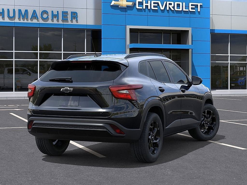 New 2026 Chevrolet Trax LT w/ Driver Confidence Package FWD image 4