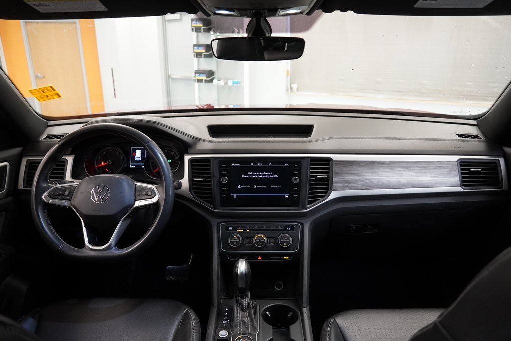 Used 2021 Volkswagen Atlas Cross Sport SE w/ Panoramic Sunroof Package image 20