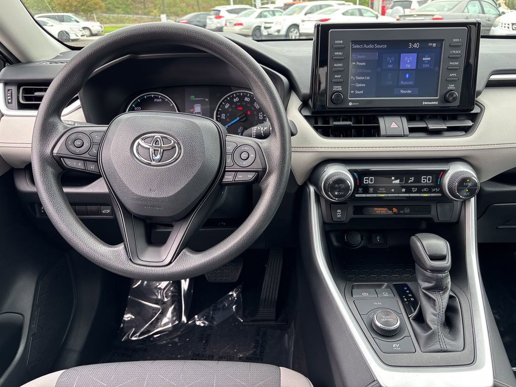 Certified 2022 Toyota RAV4 XLE w/ Convenience Package image 22