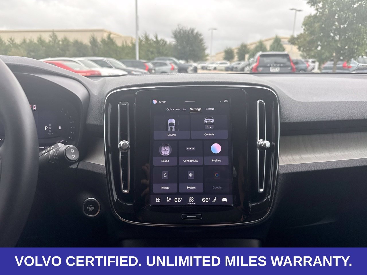 Certified 2024 Volvo XC40 B5 Ultimate w/ Protection Package Premier AWD/4WD image 30