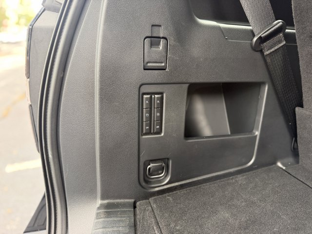 Used 2023 Ford Expedition Limited AWD/4WD image 48