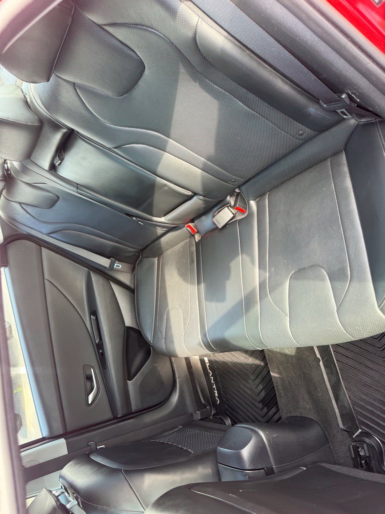 Used 2023 Hyundai Elantra Limited FWD image 32