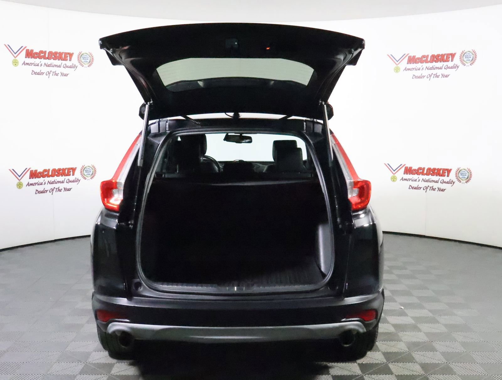 Used 2018 Honda CR-V Touring image 13