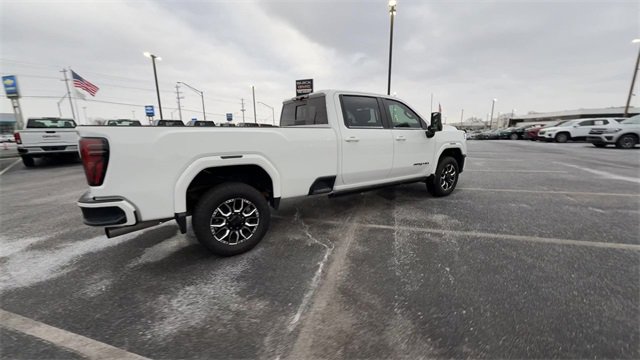 Used 2024 GMC Sierra 2500 AT4 w/ AT4 Premium Plus Package image 8