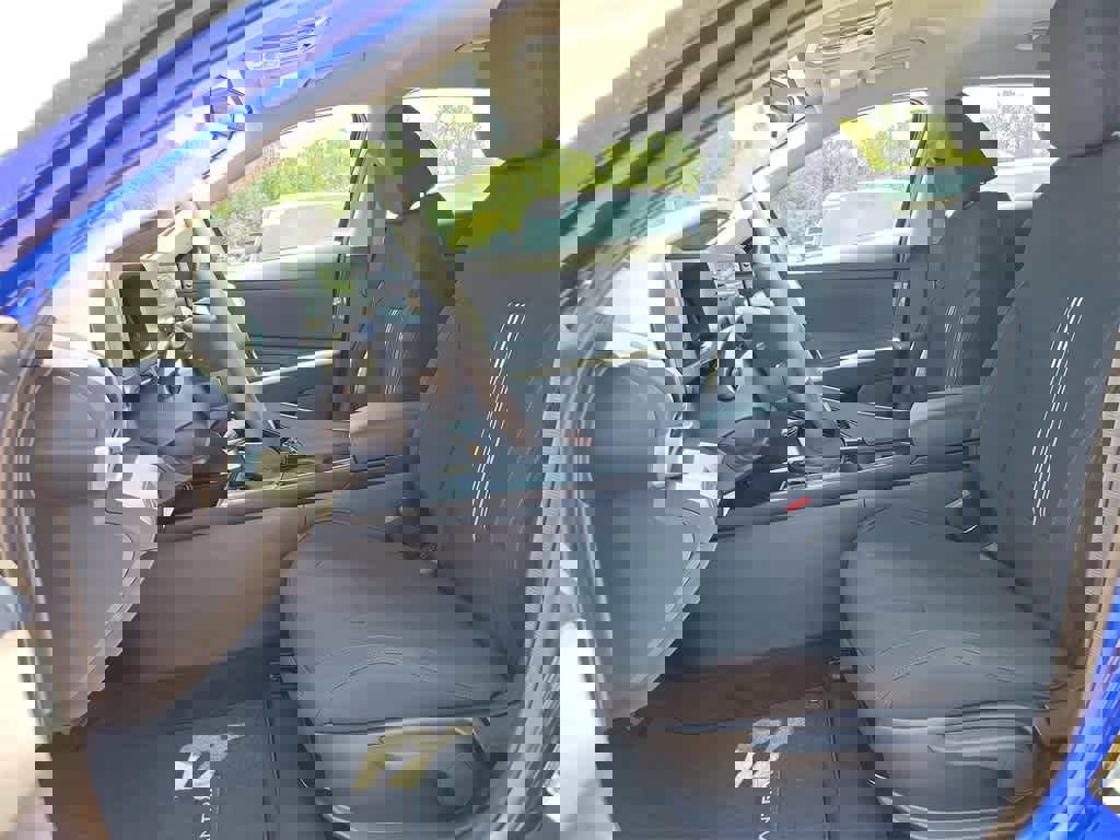 New 2025 Hyundai Elantra Blue image 13