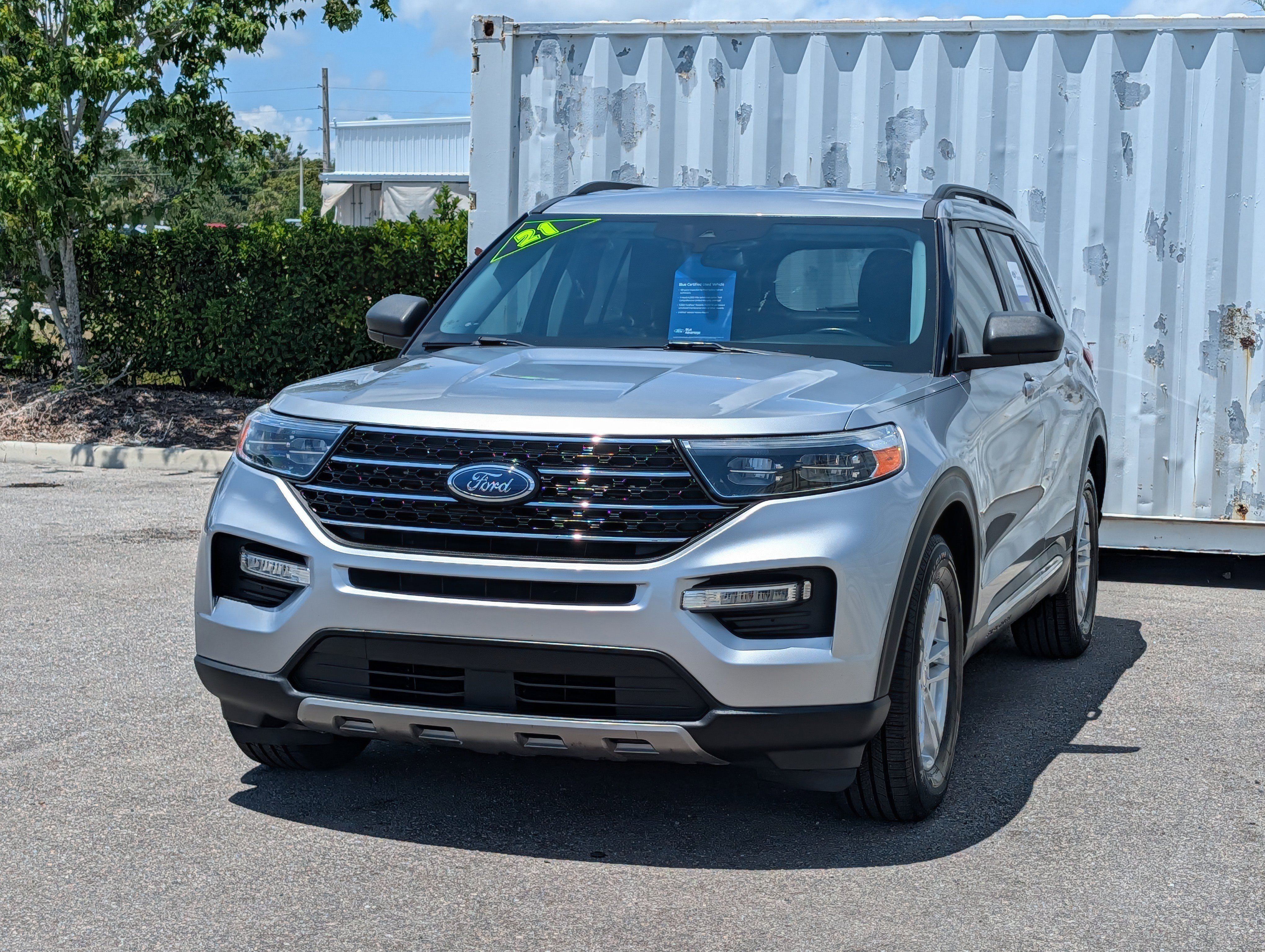 Used 2021 Ford Explorer XLT w/ Equipment Group 202A RWD image 7