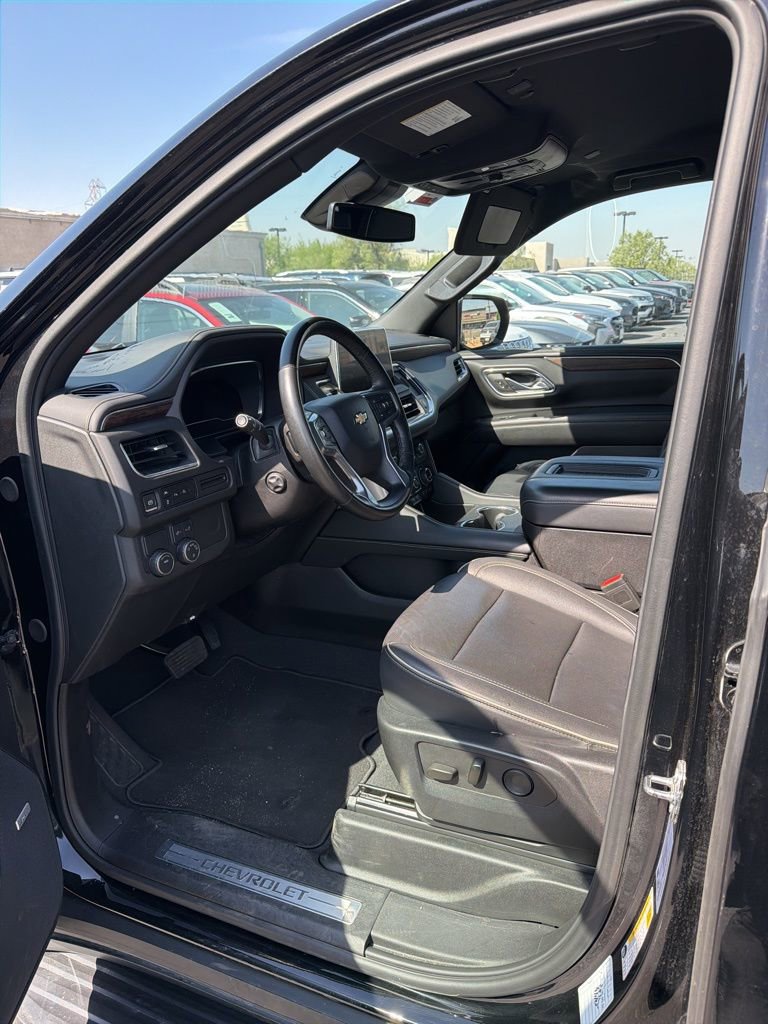 Used 2024 Chevrolet Tahoe Premier image 11
