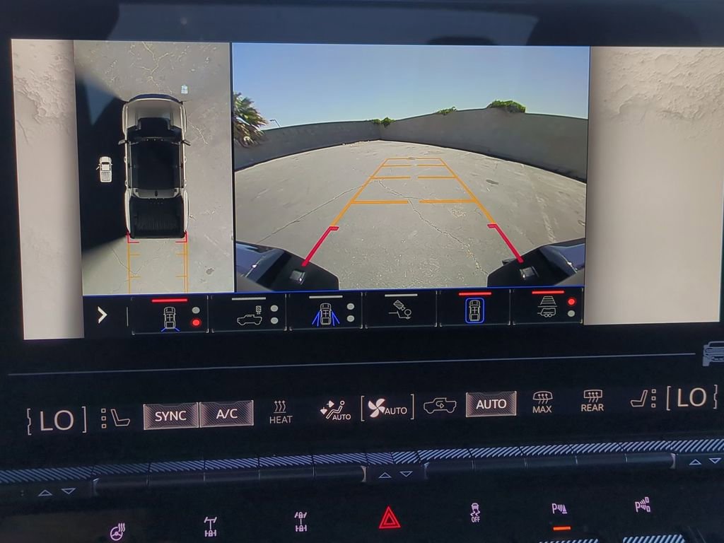 Used 2025 GMC Hummer EV 3X w/ Extreme Off-Road Package AWD/4WD image 18