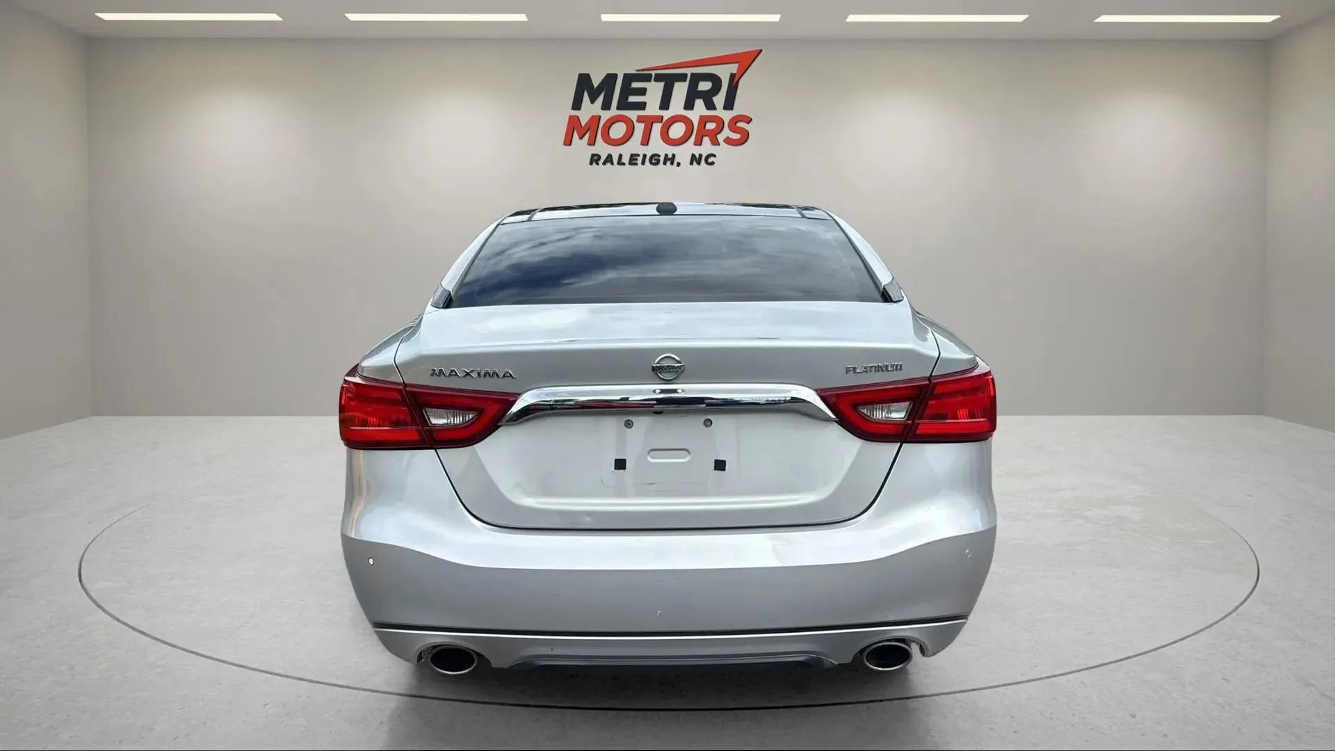 Used 2017 Nissan Maxima Platinum image 6