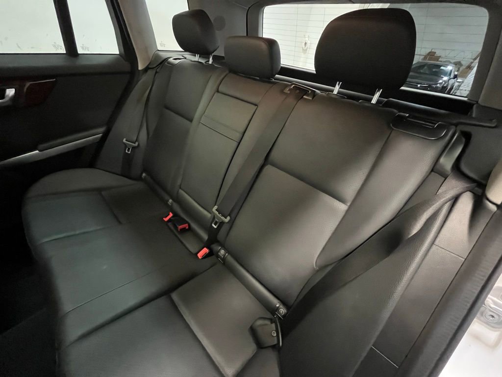 Used 2015 Mercedes-Benz GLK 250 BlueTEC 4MATIC image 14