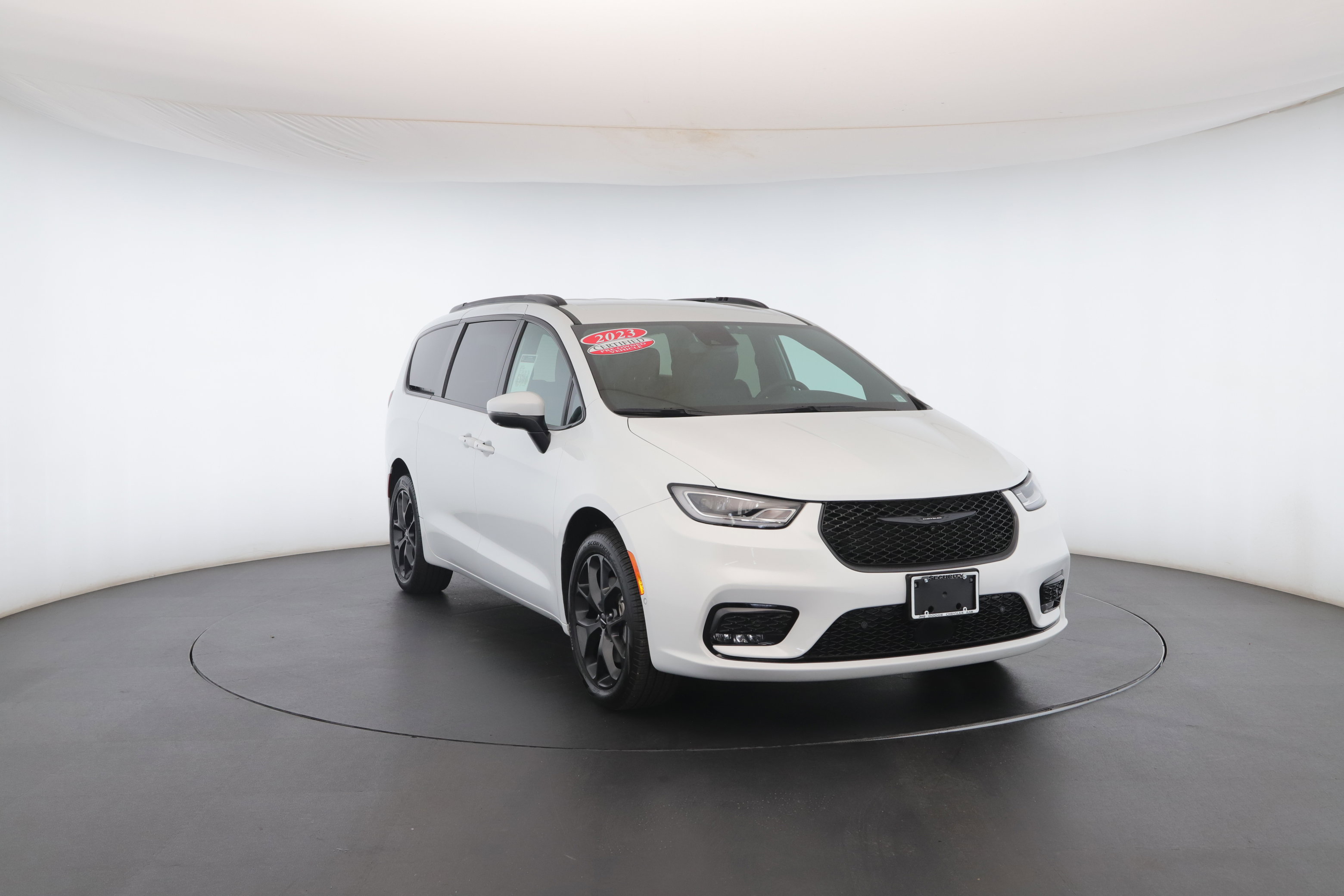 Used 2023 Chrysler Pacifica Touring-L w/ S Appearance Package image 33