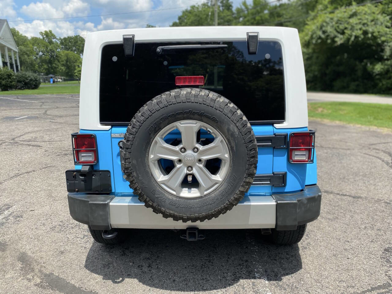 Used 2017 Jeep Wrangler Unlimited Sahara w/ Quick Order Package 24E Chief image 4