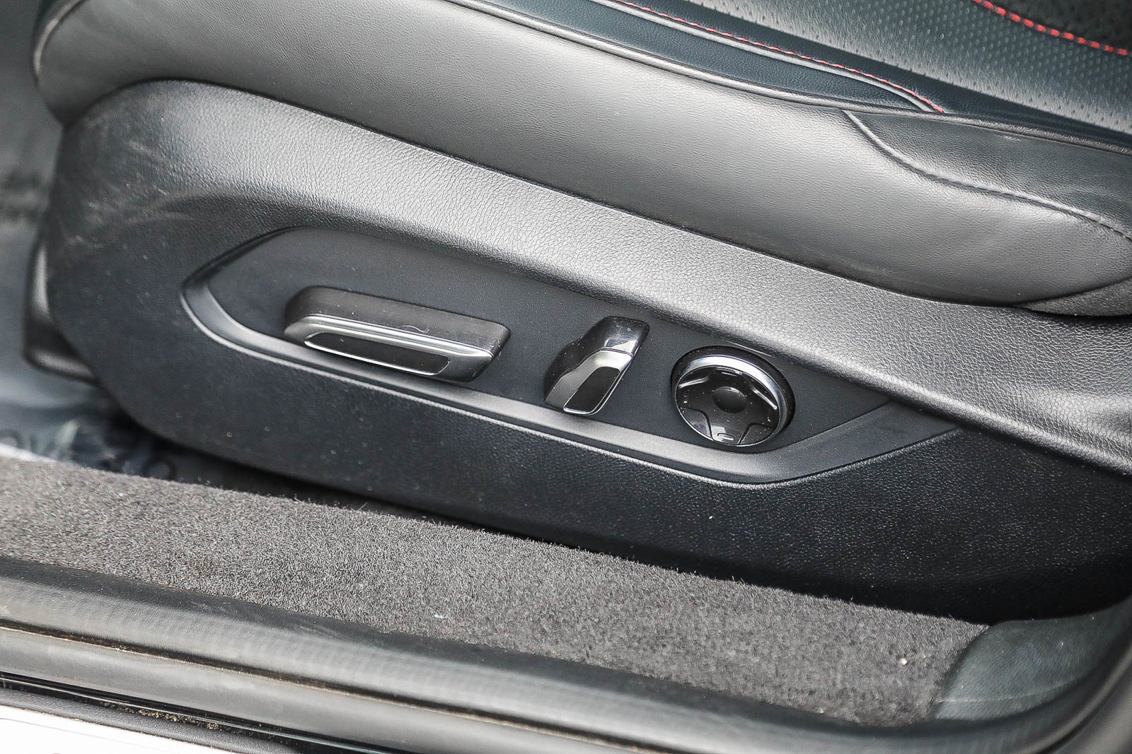 Used 2023 Acura TLX w/ A-SPEC Pkg image 19